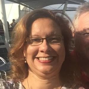 Meet your Posher, Dana